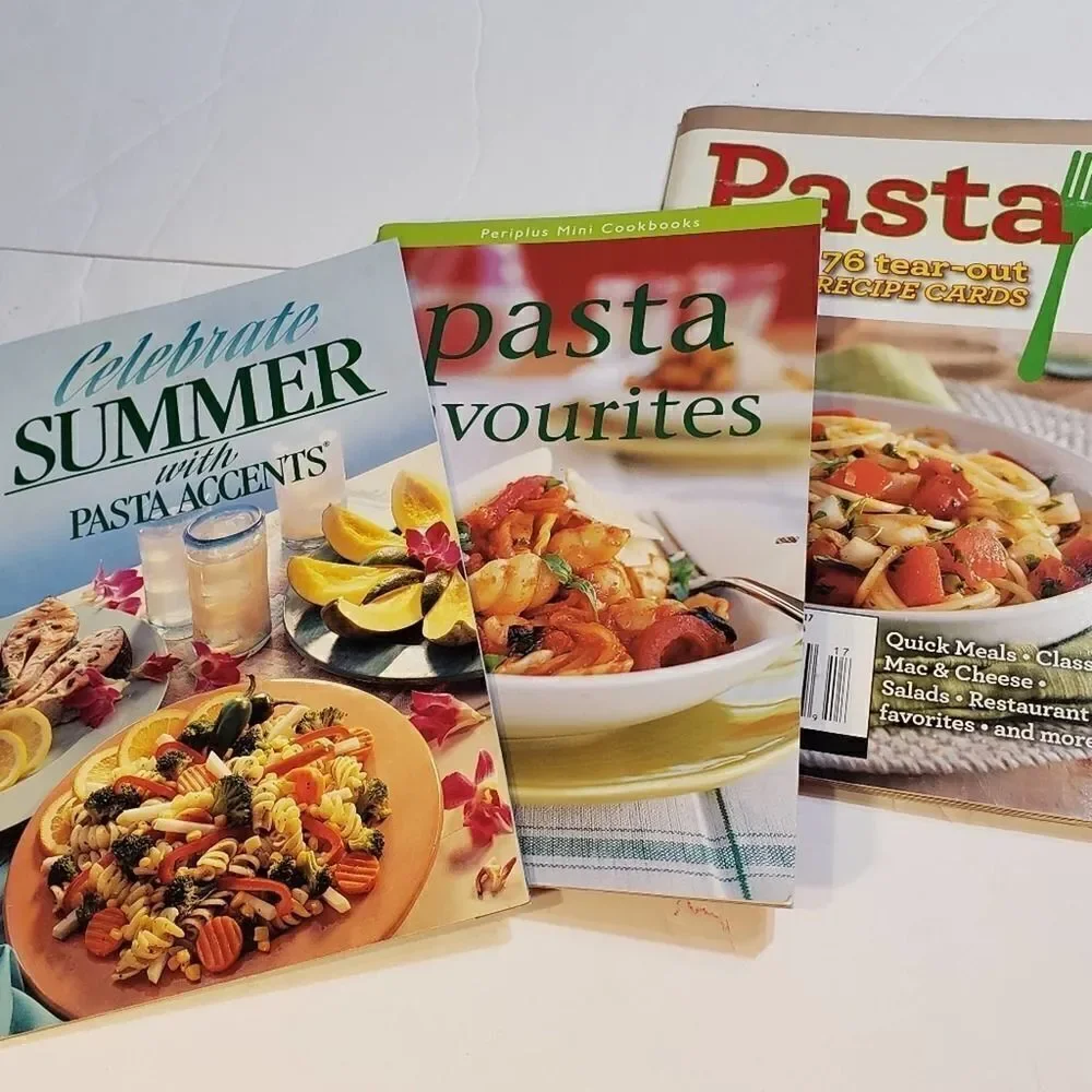 Lot of 8 Cookbooks Booklets Pasta Southwestern Del Monte Tomatoes